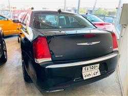 کرایسلەر 300